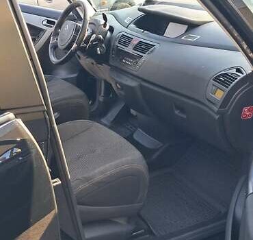 Чорний Сітроен С4 Пікассо, об'ємом двигуна 1.6 л та пробігом 345 тис. км за 5200 $, фото 3 на Automoto.ua