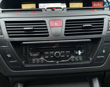 Черный Ситроен С4 Пикассо, объемом двигателя 1.56 л и пробегом 312 тыс. км за 5600 $, фото 10 на Automoto.ua