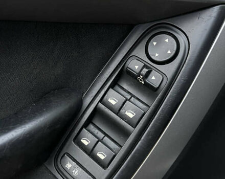 Черный Ситроен С4 Пикассо, объемом двигателя 1.56 л и пробегом 312 тыс. км за 5600 $, фото 7 на Automoto.ua