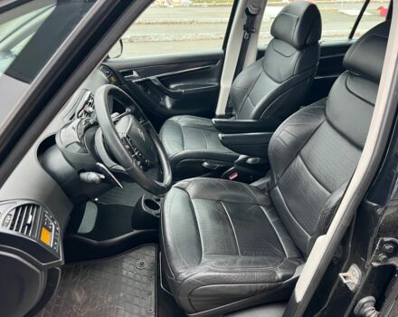 Чорний Сітроен С4 Пікассо, об'ємом двигуна 1.6 л та пробігом 200 тис. км за 5800 $, фото 14 на Automoto.ua