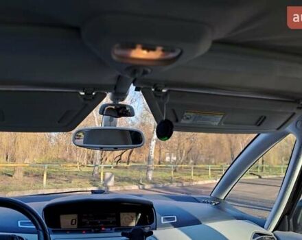 Чорний Сітроен С4 Пікассо, об'ємом двигуна 2 л та пробігом 215 тис. км за 6850 $, фото 27 на Automoto.ua