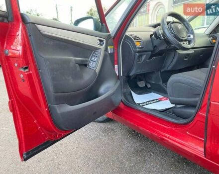 Чорний Сітроен С4 Пікассо, об'ємом двигуна 1.6 л та пробігом 230 тис. км за 6490 $, фото 11 на Automoto.ua