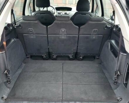 Черный Ситроен С4 Пикассо, объемом двигателя 1.56 л и пробегом 206 тыс. км за 5900 $, фото 13 на Automoto.ua