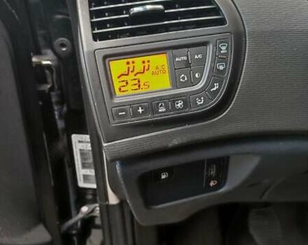 Ситроен С4 Пикассо 2011 в Хмельницком на Automoto.ua Черный Ситроен С4 Пикассо, объемом двигателя 1.6 л и пробегом 279 тыс. км за 6100 $, фото 15 на Automoto.ua