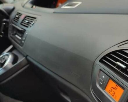 Чорний Сітроен С4 Пікассо, об'ємом двигуна 1.6 л та пробігом 279 тис. км за 5999 $, фото 11 на Automoto.ua