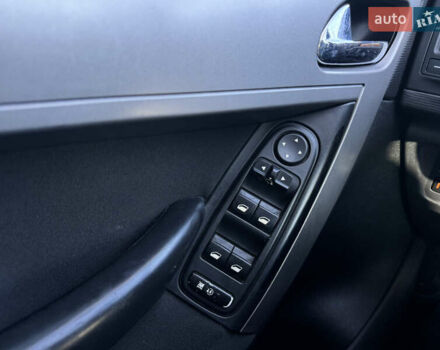 Чорний Сітроен С4 Пікассо, об'ємом двигуна 1.5 л та пробігом 258 тис. км за 7200 $, фото 11 на Automoto.ua