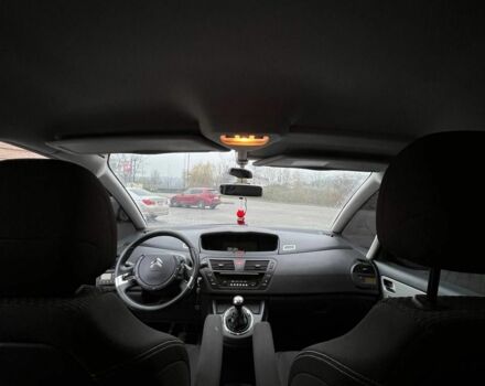 Чорний Сітроен С4 Пікассо, об'ємом двигуна 1.6 л та пробігом 260 тис. км за 7400 $, фото 4 на Automoto.ua