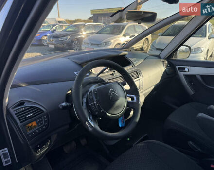 Чорний Сітроен С4 Пікассо, об'ємом двигуна 1.5 л та пробігом 258 тис. км за 7200 $, фото 4 на Automoto.ua