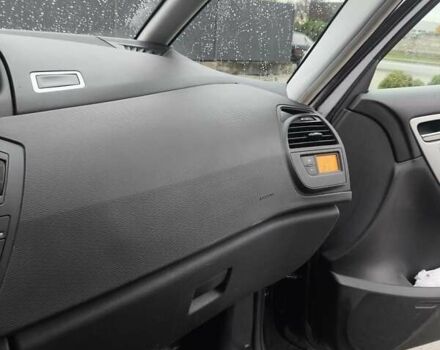 Чорний Сітроен С4 Пікассо, об'ємом двигуна 1.6 л та пробігом 195 тис. км за 8300 $, фото 4 на Automoto.ua