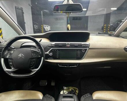 Чорний Сітроен С4 Пікассо, об'ємом двигуна 1.6 л та пробігом 240 тис. км за 10500 $, фото 8 на Automoto.ua