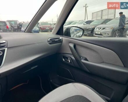 Черный Ситроен С4 Пикассо, объемом двигателя 1.6 л и пробегом 272 тыс. км за 11390 $, фото 30 на Automoto.ua