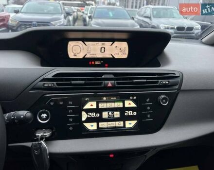Чорний Сітроен С4 Пікассо, об'ємом двигуна 1.6 л та пробігом 238 тис. км за 10000 $, фото 12 на Automoto.ua