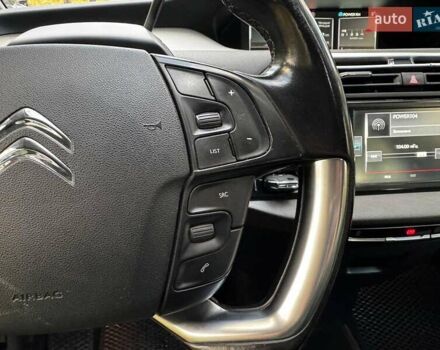 Ситроен С4 Пикассо 2015 в Киеве на Automoto.ua Черный Ситроен С4 Пикассо, объемом двигателя 2 л и пробегом 283 тыс. км за 10490 $, фото 12 на Automoto.ua