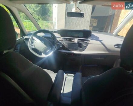 Чорний Сітроен С4 Пікассо, об'ємом двигуна 1.6 л та пробігом 235 тис. км за 10800 $, фото 3 на Automoto.ua