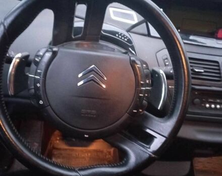 Черный Ситроен С4 Пикассо, объемом двигателя 2 л и пробегом 353 тыс. км за 4500 $, фото 3 на Automoto.ua