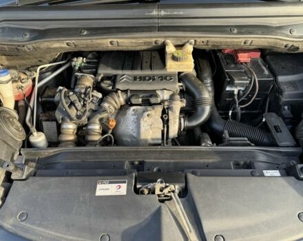 Чорний Сітроен С4 Пікассо, об'ємом двигуна 1.6 л та пробігом 250 тис. км за 6200 $, фото 6 на Automoto.ua