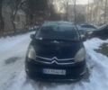 Черный Ситроен С4 Пикассо, объемом двигателя 2 л и пробегом 300 тыс. км за 6064 $, фото 1 на Automoto.ua