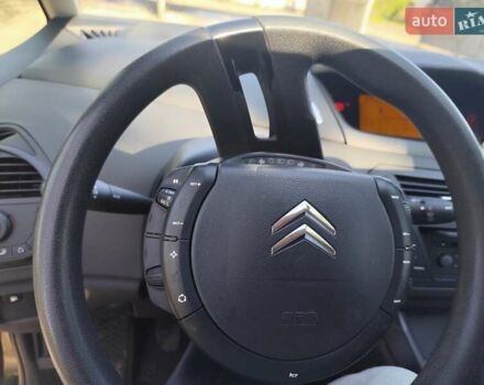 Чорний Сітроен С4 Пікассо, об'ємом двигуна 1.6 л та пробігом 222 тис. км за 6100 $, фото 3 на Automoto.ua
