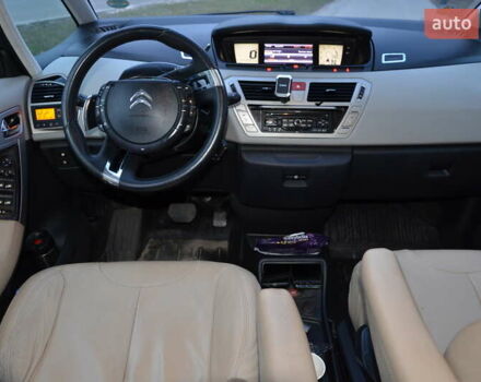 Черный Ситроен С4 Пикассо, объемом двигателя 1.6 л и пробегом 315 тыс. км за 7700 $, фото 11 на Automoto.ua
