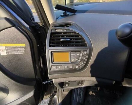 Чорний Сітроен С4 Пікассо, об'ємом двигуна 1.6 л та пробігом 224 тис. км за 6500 $, фото 10 на Automoto.ua