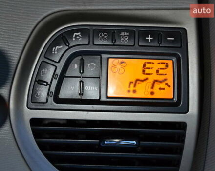 Черный Ситроен С4 Пикассо, объемом двигателя 1.6 л и пробегом 315 тыс. км за 7700 $, фото 29 на Automoto.ua