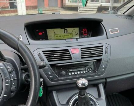 Ситроен С4 Пикассо 2012 в Харькове на Automoto.ua Черный Ситроен С4 Пикассо, объемом двигателя 1.6 л и пробегом 219 тыс. км за 5999 $, фото 6 на Automoto.ua