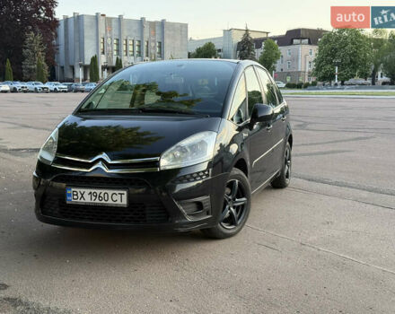 Ситроен С4 Пикассо 2012 в Хмельницком на Automoto.ua Черный Ситроен С4 Пикассо, объемом двигателя 1.6 л и пробегом 226 тыс. км за 4999 $, фото 1 на Automoto.ua
