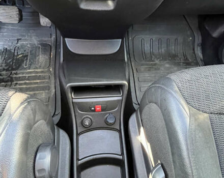 Ситроен С4 Пикассо 2012 в Тернополе на Automoto.ua Черный Ситроен С4 Пикассо, объемом двигателя 2 л и пробегом 250 тыс. км за 8990 $, фото 16 на Automoto.ua