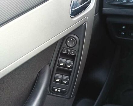 Чорний Сітроен С4 Пікассо, об'ємом двигуна 1.6 л та пробігом 253 тис. км за 7200 $, фото 8 на Automoto.ua