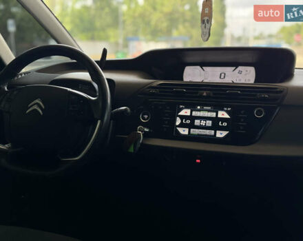 Чорний Сітроен С4 Пікассо, об'ємом двигуна 2 л та пробігом 270 тис. км за 9500 $, фото 10 на Automoto.ua