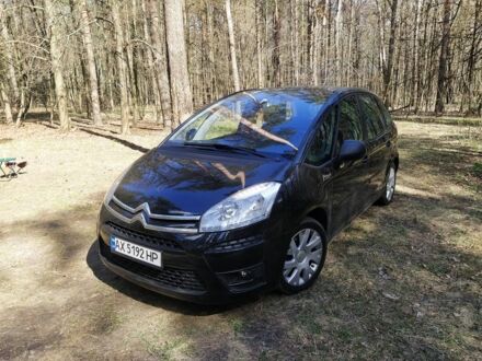 Сітроен С4 Пікассо 2010 у Харкові на Automoto.ua Чорний Сітроен С4 Пікассо, об'ємом двигуна 1.6 л та пробігом 270 тис. км за 5200 $, фото 1 на Automoto.ua