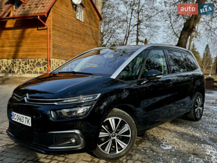 Ситроен С4 Пикассо 2017 в Самборе на Automoto.ua Черный Ситроен С4 Пикассо, объемом двигателя 1.2 л и пробегом 212 тыс. км за 9599 $, фото 1 на Automoto.ua
