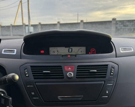 Фиолетовый Ситроен С4 Пикассо, объемом двигателя 1.6 л и пробегом 226 тыс. км за 5500 $, фото 8 на Automoto.ua