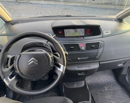 Фіолетовий Сітроен С4 Пікассо, об'ємом двигуна 1.6 л та пробігом 226 тис. км за 5400 $, фото 5 на Automoto.ua