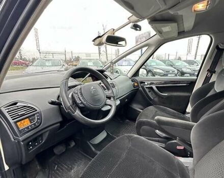 Фиолетовый Ситроен С4 Пикассо, объемом двигателя 2 л и пробегом 205 тыс. км за 7600 $, фото 16 на Automoto.ua