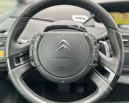 Фиолетовый Ситроен С4 Пикассо, объемом двигателя 2 л и пробегом 205 тыс. км за 7600 $, фото 27 на Automoto.ua