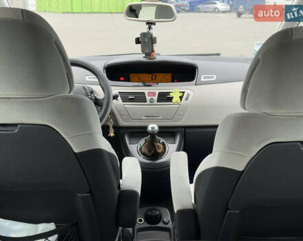 Фіолетовий Сітроен С4 Пікассо, об'ємом двигуна 1.56 л та пробігом 331 тис. км за 5499 $, фото 32 на Automoto.ua