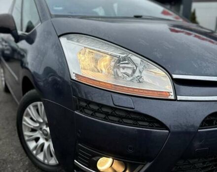 Фиолетовый Ситроен С4 Пикассо, объемом двигателя 2 л и пробегом 205 тыс. км за 6999 $, фото 2 на Automoto.ua