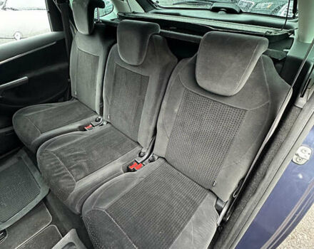 Фиолетовый Ситроен С4 Пикассо, объемом двигателя 2 л и пробегом 205 тыс. км за 6999 $, фото 15 на Automoto.ua