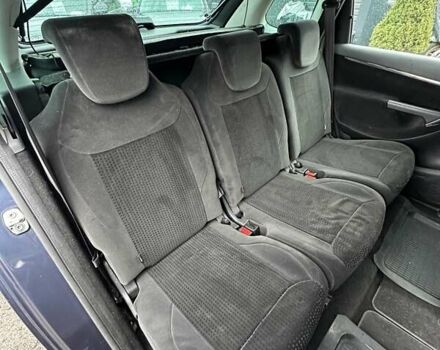 Фиолетовый Ситроен С4 Пикассо, объемом двигателя 2 л и пробегом 205 тыс. км за 7600 $, фото 18 на Automoto.ua