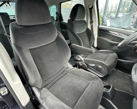 Фиолетовый Ситроен С4 Пикассо, объемом двигателя 2 л и пробегом 205 тыс. км за 7600 $, фото 19 на Automoto.ua