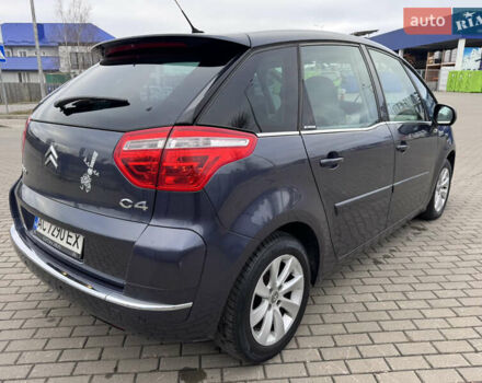 Фіолетовий Сітроен С4 Пікассо, об'ємом двигуна 1.56 л та пробігом 331 тис. км за 5499 $, фото 8 на Automoto.ua