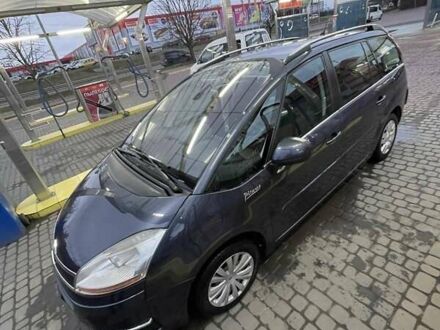 Сітроен С4 Пікассо 2009 у Рівному на Automoto.ua Фіолетовий Сітроен С4 Пікассо, об'ємом двигуна 1.6 л та пробігом 261 тис. км за 5800 $, фото 1 на Automoto.ua