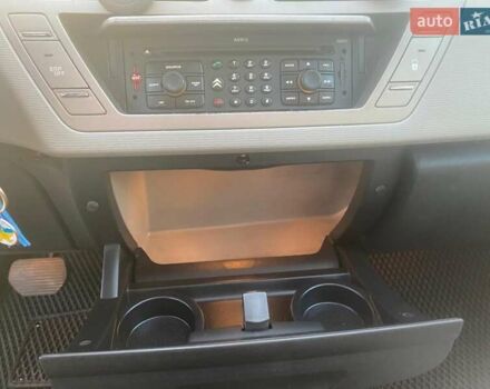 Коричневий Сітроен С4 Пікассо, об'ємом двигуна 2 л та пробігом 212 тис. км за 6900 $, фото 17 на Automoto.ua