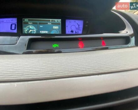 Коричневий Сітроен С4 Пікассо, об'ємом двигуна 2 л та пробігом 212 тис. км за 6900 $, фото 34 на Automoto.ua