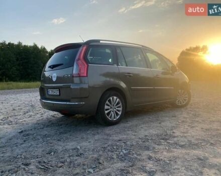 Коричневий Сітроен С4 Пікассо, об'ємом двигуна 2 л та пробігом 212 тис. км за 6900 $, фото 2 на Automoto.ua