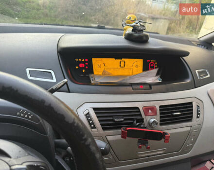 Коричневый Ситроен С4 Пикассо, объемом двигателя 1.56 л и пробегом 280 тыс. км за 4150 $, фото 10 на Automoto.ua