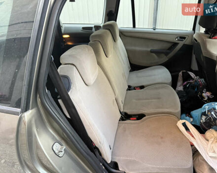 Коричневый Ситроен С4 Пикассо, объемом двигателя 1.56 л и пробегом 280 тыс. км за 4150 $, фото 5 на Automoto.ua