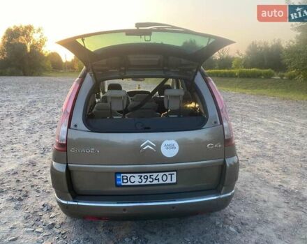 Коричневий Сітроен С4 Пікассо, об'ємом двигуна 2 л та пробігом 212 тис. км за 6900 $, фото 5 на Automoto.ua