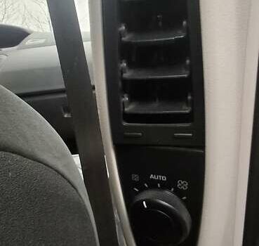 Коричневий Сітроен С4 Пікассо, об'ємом двигуна 2 л та пробігом 387 тис. км за 5100 $, фото 29 на Automoto.ua